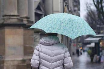 Maltempo, allerta gialla in sei regioni per venti e forti piogge Maltempo, allerta gialla in sei regioni per venti e forti piogge