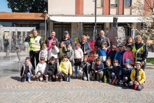 Educazione stradale alle scuole materne Educazione stradale alle scuole materne