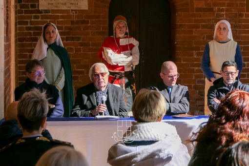 Torna in scena la Vercelli Medioevale: tre giorni di spettacoli, mostre, visite guidate Torna in scena la Vercelli Medioevale: tre giorni di spettacoli, mostre, visite guidate