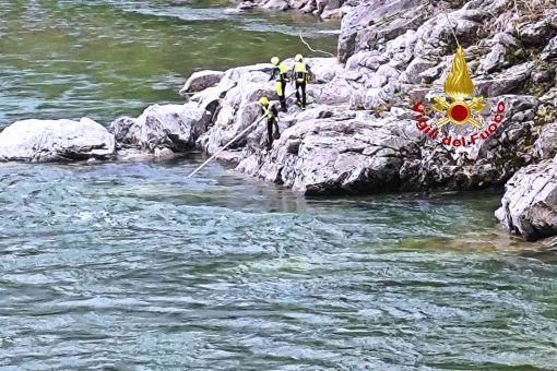 Quarona, ritrovato il corpo del 35enne disperso nel fiume Quarona, ritrovato il corpo del 35enne disperso nel fiume