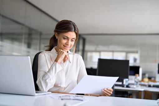 Riaddebito delle spese ai clienti: cosa cambia per i professionisti dal 2025