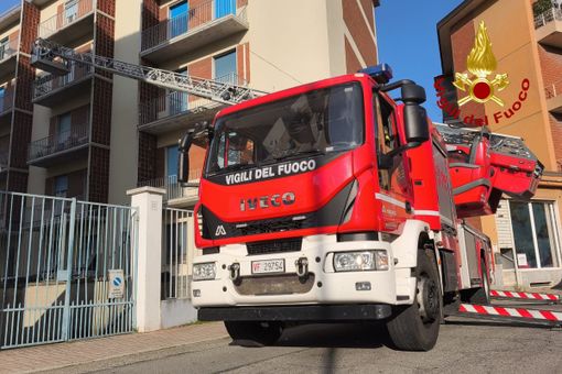 Via Lullo, paura per una fuga di gas