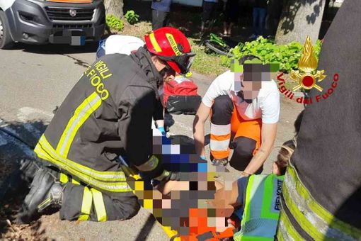 Scontro tra auto e moto: ferito un centauro Scontro tra auto e moto: ferito un centauro