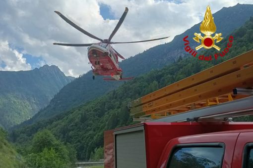 Escursionisti in difficoltà, intervengono i Vigili del Fuoco Escursionisti in difficoltà, intervengono i Vigili del Fuoco