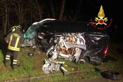 Schianto ad Alice Castello, conducente in ospedale Schianto ad Alice Castello, conducente in ospedale