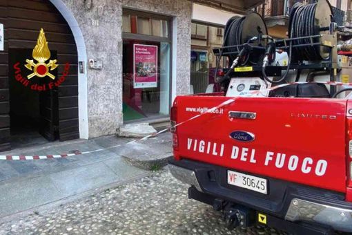 Crolla la mensola di sostegno di un balcone
