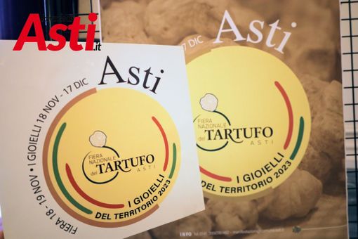 Asti mette in mostra i suoi "gioielli": sabato e domenica torna la Fiera Nazionale del Tartufo Asti mette in mostra i suoi "gioielli": sabato e domenica torna la Fiera Nazionale del Tartufo