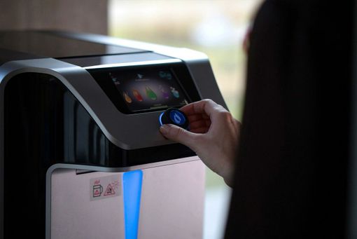 Quali sono i vantaggi di utilizzare un distributore d’acqua in ufficio?