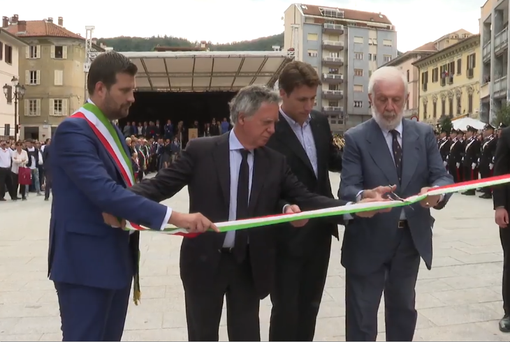 Paolo Tiramani, Nando Dalla Chiesa e, a destra, Gian Maria, fratello di Emanuela Setti Carraro Paolo Tiramani, Nando Dalla Chiesa e, a destra, Gian Maria, fratello di Emanuela Setti Carraro