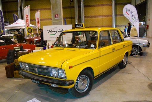 Fiat 125 (taxi targato VC)