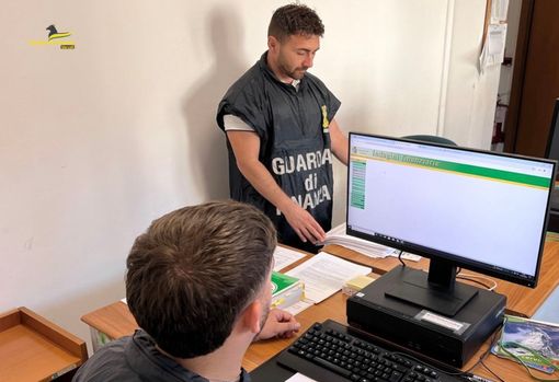 Frode fiscale da 18 milioni: 29 persone denunciate Frode fiscale da 18 milioni: 29 persone denunciate