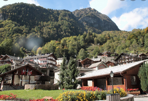 Ogni domenica la navetta Varallo - Alagna Ogni domenica la navetta Varallo - Alagna