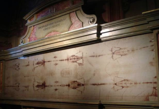 Sulle orme della Sindone: un "giallo storico" guidato Sulle orme della Sindone: un "giallo storico" guidato