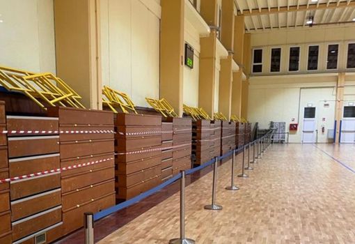 Pubblico "sfrattato" dal PalaPiacco