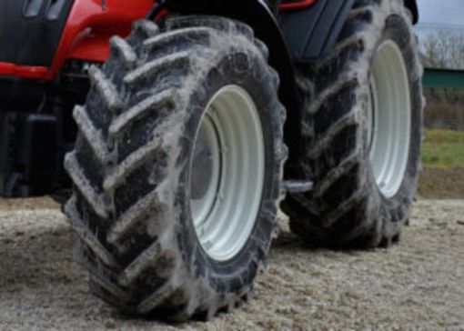 Raid in un'azienda agricola, rubati sistemi satellitari da 25mila euro