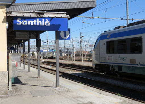 Si torna a parlare della tratta ferroviaria Arona-Santhià