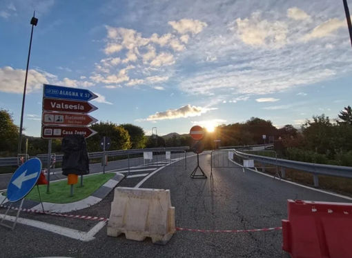 Il ponte che collega Serravalle e Grignasco