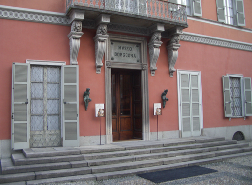 Museo Borgogna: un percorso tra scultura e dipinti