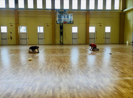 Interventi di rifacimento di riscaldamento e parquet al Pala Piacco