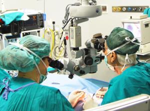 Ridotti di 90 giorni i tempi d'attesa per la cataratta Ridotti di 90 giorni i tempi d'attesa per la cataratta