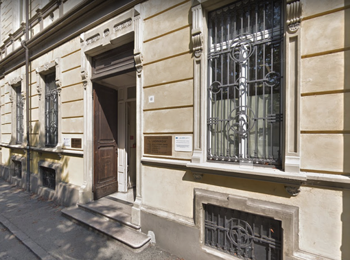 Le magnifiche quattro (del Lagrangia) Le magnifiche quattro (del Lagrangia)