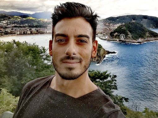 «Addio Davide, resterai sempre nel nostro cuore»