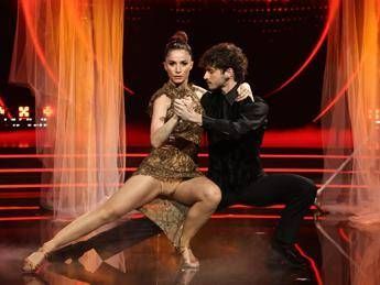 Ballando, Delogu: "Nikita è la versione bionda di De Martino". Poi l'ipotesi Sanremo