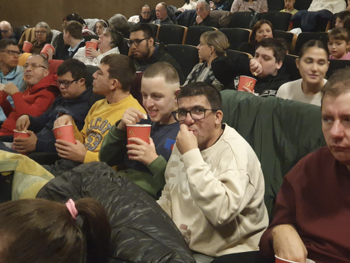 "Il professore e il pinguino" al cinema Italia con Liberi di Scegliere