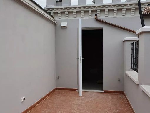 Chiusure per esterni: la soluzione discreta per far sparire ciò che non vuoi mostrare