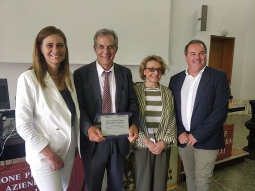 A Gualtiero Canova il titolo di primario emerito: «Ho fatto solo il mio dovere»