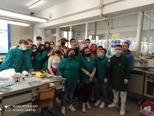 Per le Maschere visita all'Ipsia... con screening della vista - foto Per le Maschere visita all'Ipsia... con screening della vista - foto