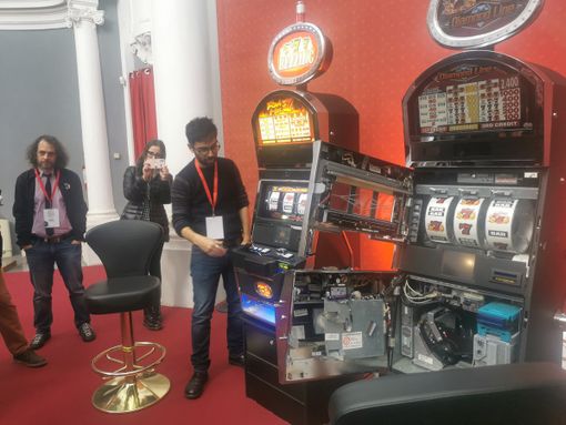 «Fate il nostro gioco»... Perché il banco vince sempre «Fate il nostro gioco»... Perché il banco vince sempre