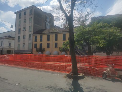 Il cantiere di piazza del Municipio Il cantiere di piazza del Municipio