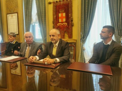 Rifiuti: telecamere mobili e controlli per sanzionare gli incivili. In un mese 34 multe Rifiuti: telecamere mobili e controlli per sanzionare gli incivili. In un mese 34 multe