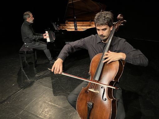 “Love Songs in the Dark”: musica al buio al museo Borgogna