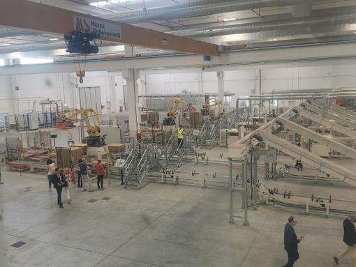 Cisl e Uil all'attacco dell'impianto di pallet: «Criticità nell'impianto e nella gestione del personale» Cisl e Uil all'attacco dell'impianto di pallet: «Criticità nell'impianto e nella gestione del personale»