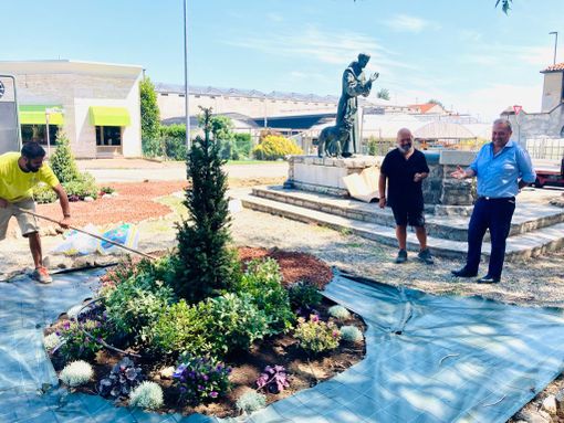 Dal centro alla periferia: estate di lavori sulle rotonde - FOTO Dal centro alla periferia: estate di lavori sulle rotonde - FOTO