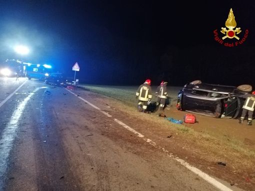Incidente tra tre auto a Cavallirio, tre feriti Incidente tra tre auto a Cavallirio, tre feriti
