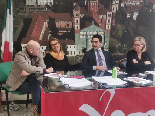 “Vercelli in rosa": podistica e camminata a favore del centro Eos