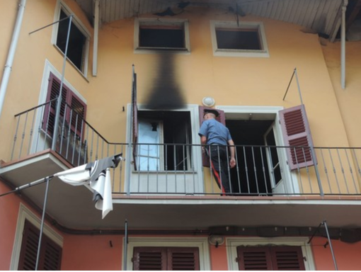 Brucia l'appartamento del vicino: in arresto un 43enne Brucia l'appartamento del vicino: in arresto un 43enne