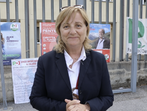 Gianna Pentenero a Domodossola: 'Occorrono soluzioni concrete per la sanità pubblica' ( Video) Gianna Pentenero a Domodossola: 'Occorrono soluzioni concrete per la sanità pubblica' ( Video)