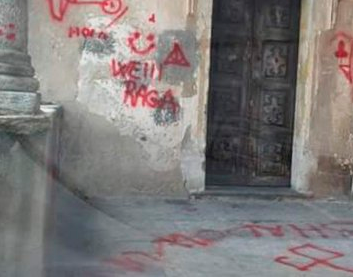 "Beccati" (grazie alle telecamere) i vandali della chiesa