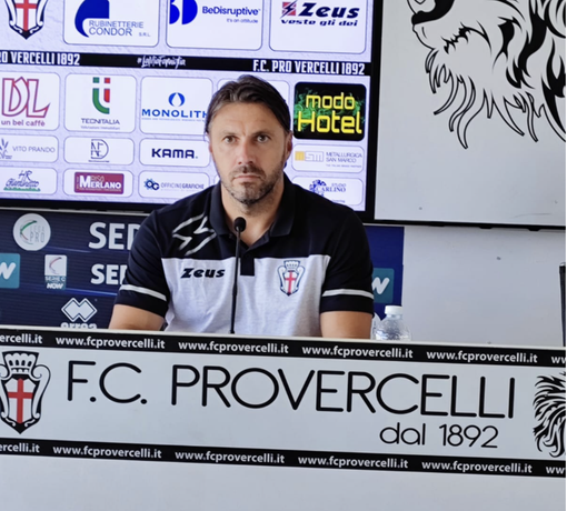 Andrea Dossena, tecnico della Pro Vercelli