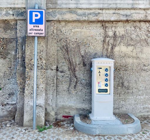 In funzione la nuova area attrezzata per i camper