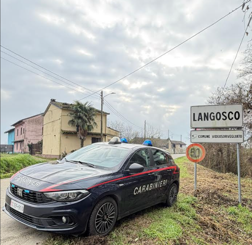 Convince anziano a pagare 100 euro per un falso danno alla carrozzeria dell'auto