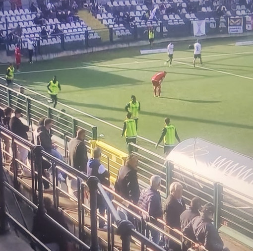 Pro Vercelli-Pro Patria: dopo 45' vince la paura Pro Vercelli-Pro Patria: dopo 45' vince la paura