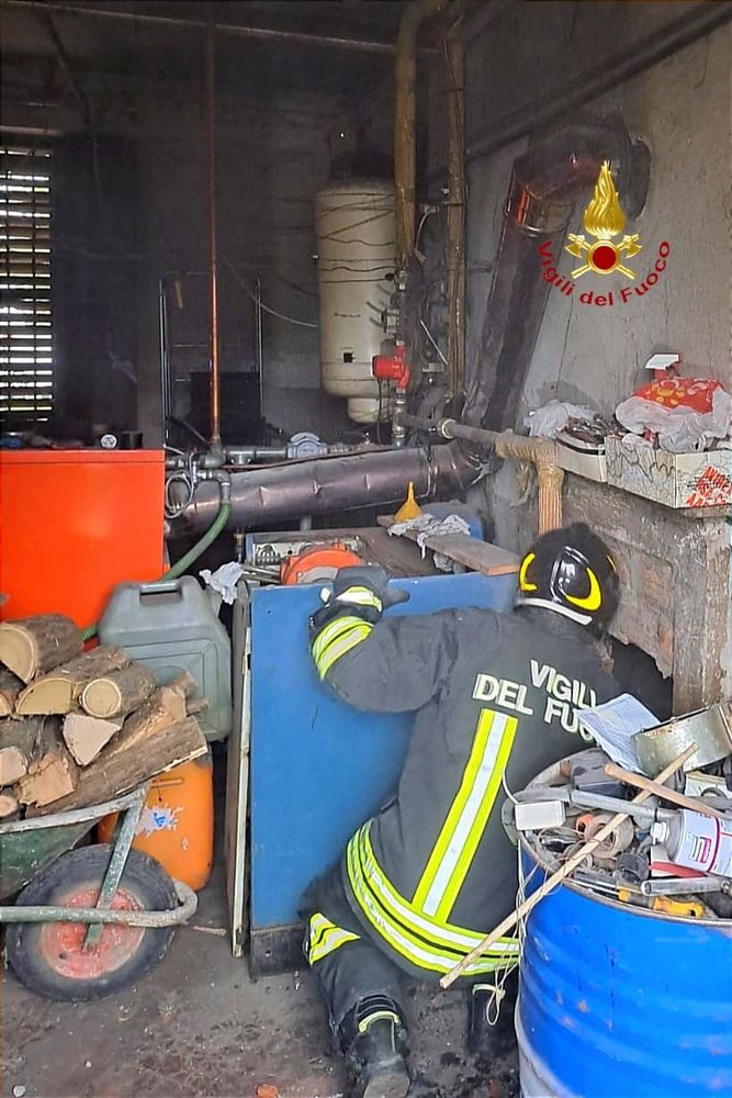 Corso Rigola, a fuoco una canna fumaria