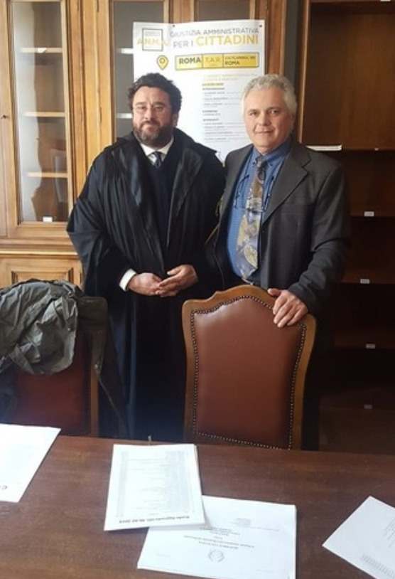 Luciano Rosso con l'avvocato Michele Greco