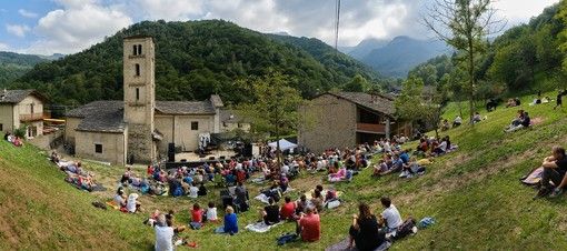Torna il Roumiage a Coumboscuro: la cultura provenzale fa festa, previsto concerto di Tosca Torna il Roumiage a Coumboscuro: la cultura provenzale fa festa, previsto concerto di Tosca