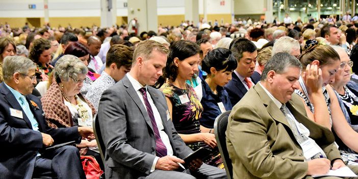 Testimoni di Geova: torna il congresso in presenza. A Cameri attesi tremila delegati Testimoni di Geova: torna il congresso in presenza. A Cameri attesi tremila delegati